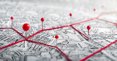 La città, la democrazia deliberativa e i cittadini come costruttori di comunità cover