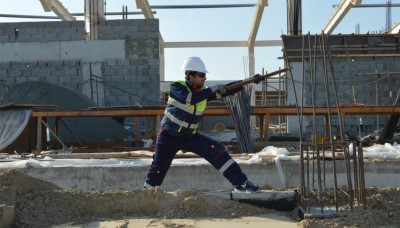 Chi è il lavoratore passionale, la vittima e carnefice dell'industria creativa cover