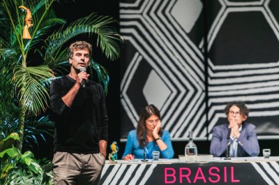 Cos’è la lingua quando cessa di comunicare? Vanni Bianconi presenta Babel Festival 2019 cover