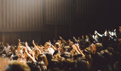 L’Università scandalosa. Tra storia locale e fallimenti organizzativi cover
