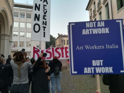 La figura professionale dell'artista sta cominciando a prendere forma cover