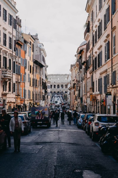 Ascolta la terza puntata della media partnership sui nuovi centri culturali di cheFare e Non Solo Performing Arts su Rai Play Sound cover