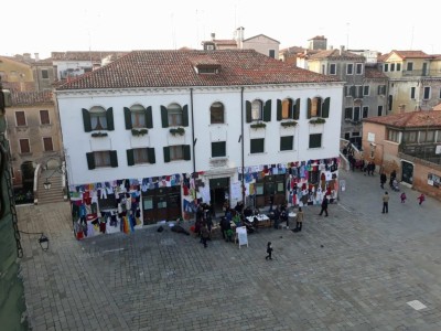 La partita de La Vida. Ripensare gli spazi pubblici a Venezia cover