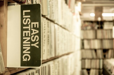 Ascoltare. Tra musica, percezione e cognizione cover