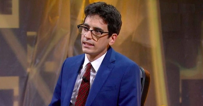 Una pezza per la Rai, sintesi della rivoluzione di Valerio Lundini cover