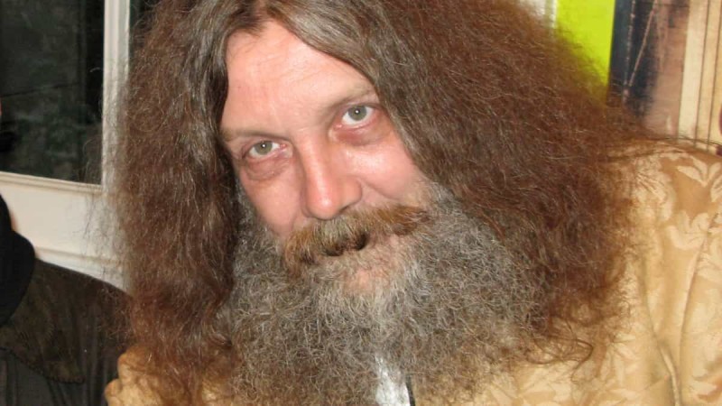 Per Alan Moore il successo dei film di supereroi e l’elezione di Trump sono sintomi dello stesso male cover