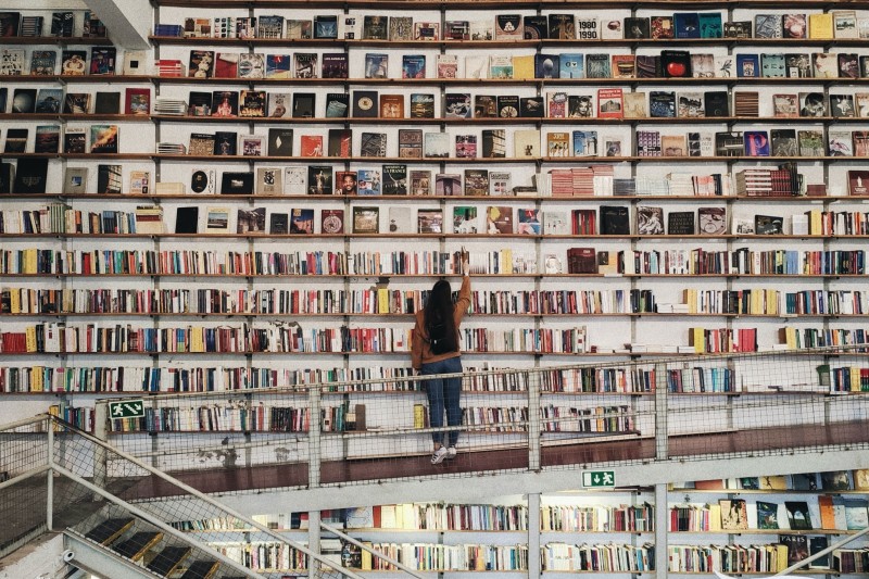 Biblioteche: tre coordinate per il futuro cover