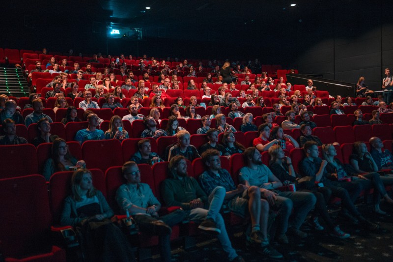 Cosa possiamo fare per i cinema? cover