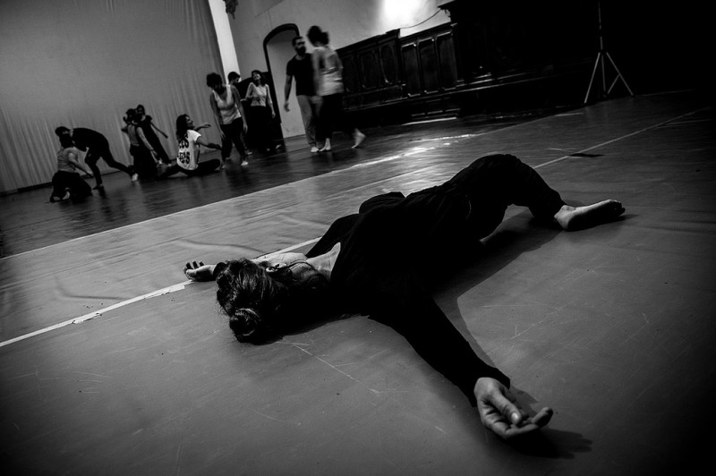 L'ex Asilo Filangieri di Napoli è un corpo in movimento cover