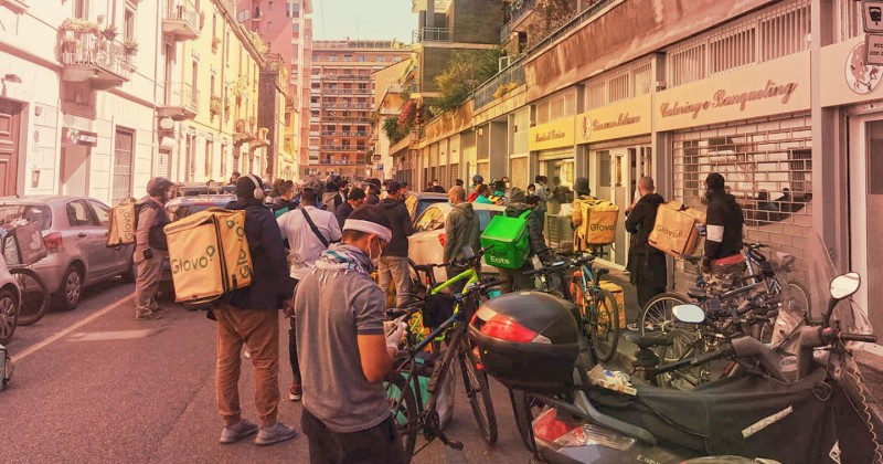 La strana storia del rider “commercialista” dalla parte delle aziende cover